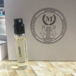Mizensir “LUXURY” Perfume Spray Refill (0.3 FL OZ / 8 ML)
